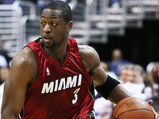 Dwyane Wade Loses 5 Pounds Every Game And Replenishes With Some Delicious Chlorophyll