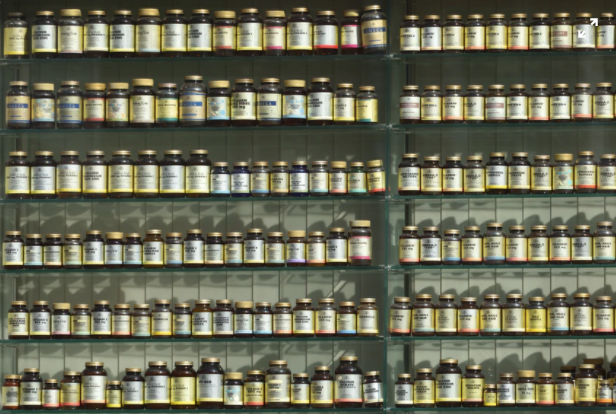 Benefits of Vitamin A, Vitamin B12, Vitamin C and Vitamin D [Amanda Kostro, RD]