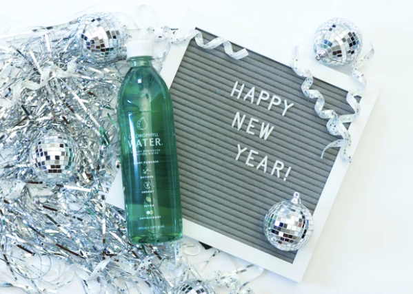 Chlorophyll Water as your New Year's "Detox" Resolution