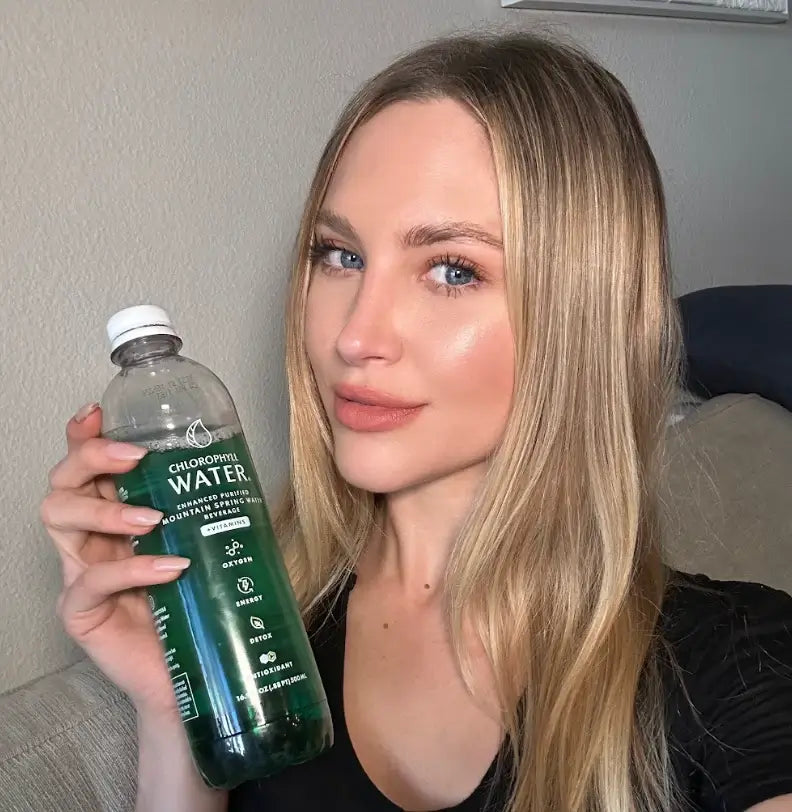 3 Benefits of Drinking Chlorophyll Water [Eat This, Not That!]