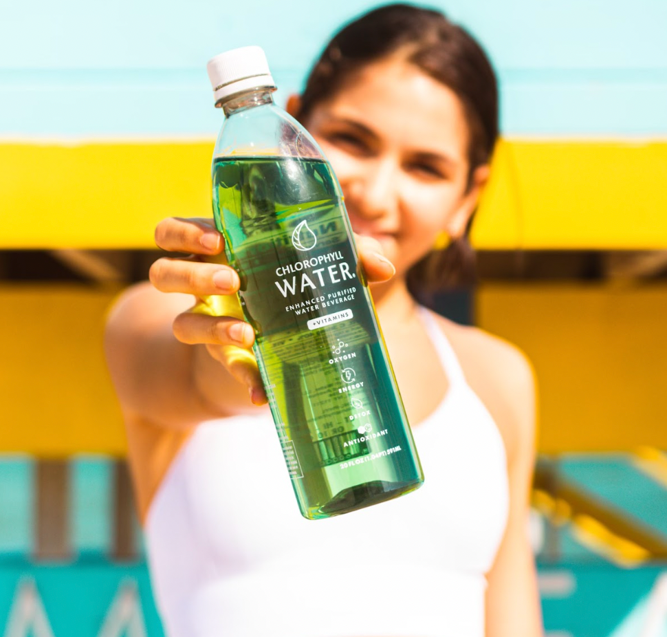 The Green Nectar: Nutritionists Illuminate the Holistic Benefits of Drinking Chlorophyll