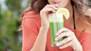 The Benefits Of Chlorophyll + The Best Green Juice Recipe EVER